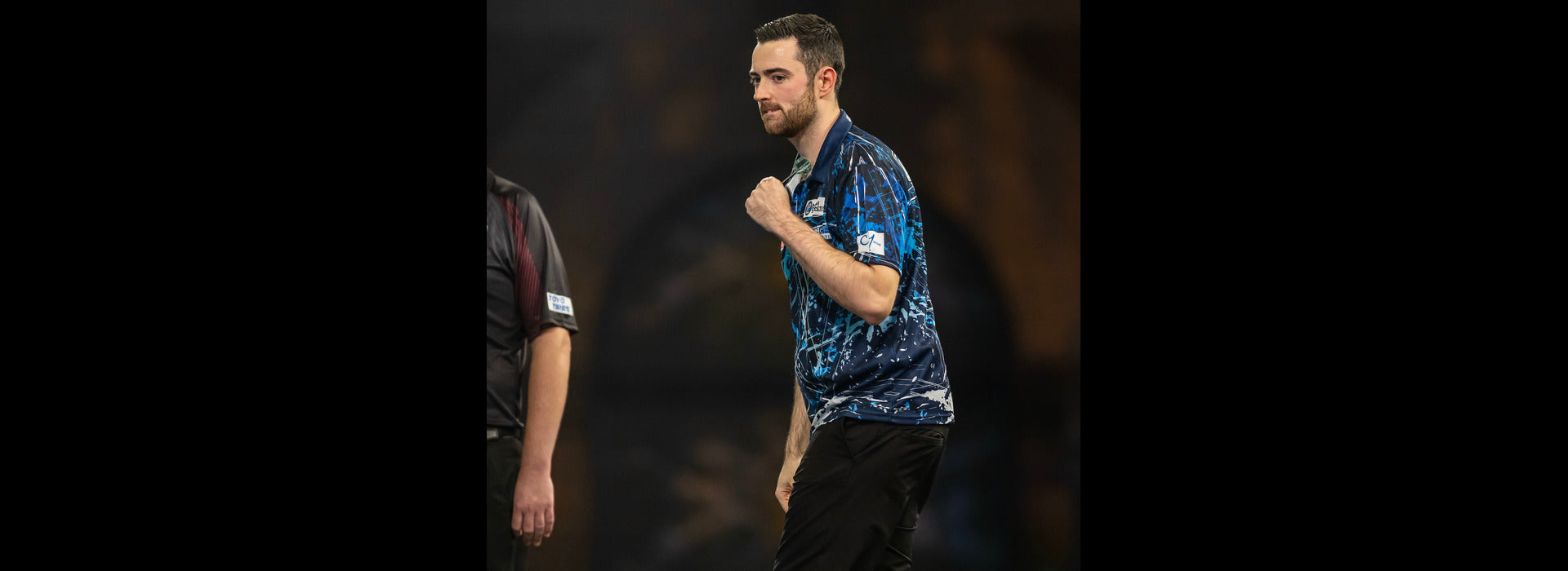 Humphries eases through on Day Three at Alexandra Palace